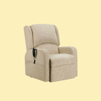 The Berkshire Rise & Recline Chair – Expert Review