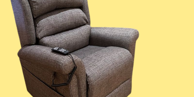 Expert Review: Airedale 4-Motor Riser Recliner Chair with Heat
